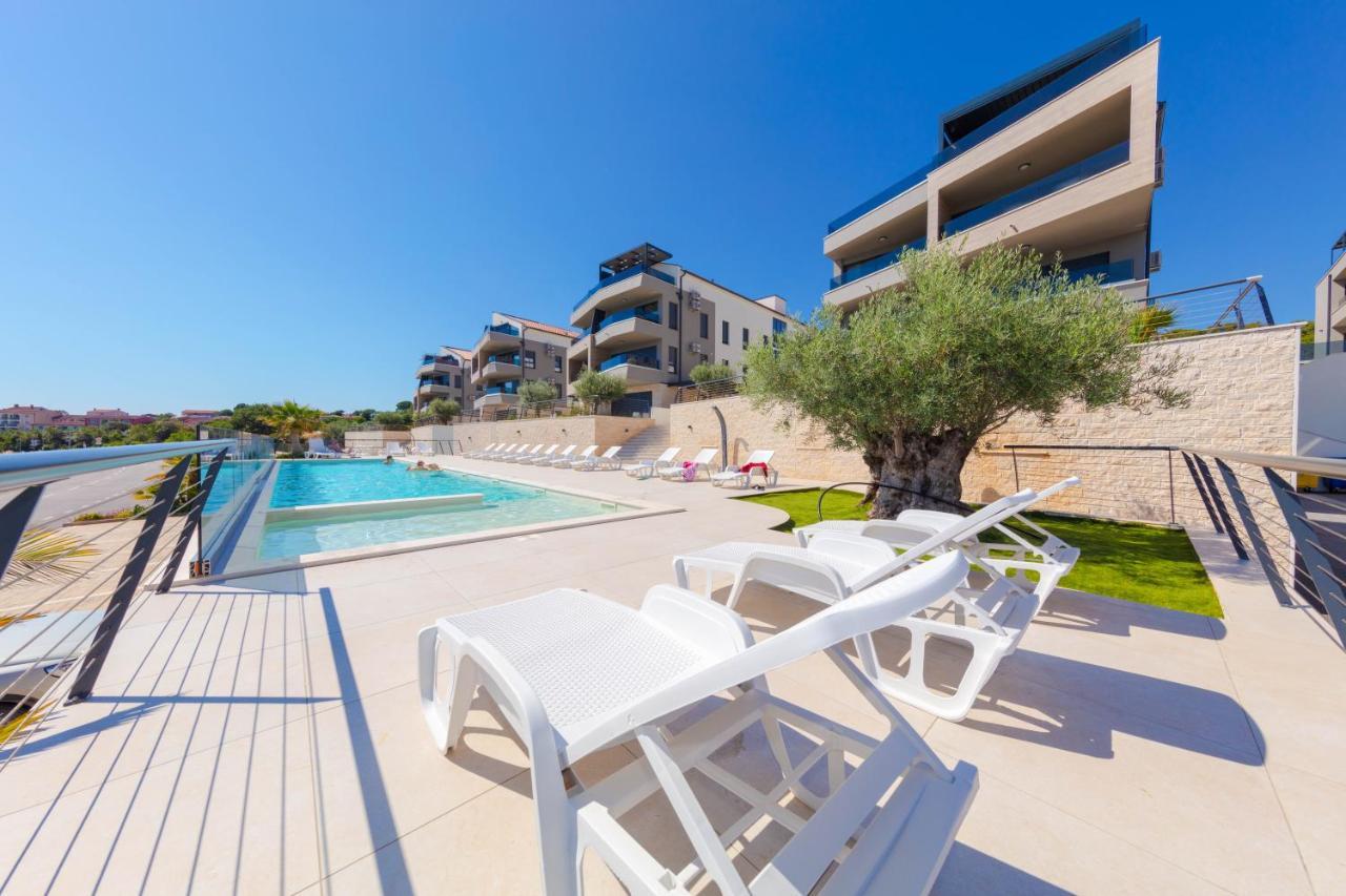 Apartman Oranz Banjole Exterior foto