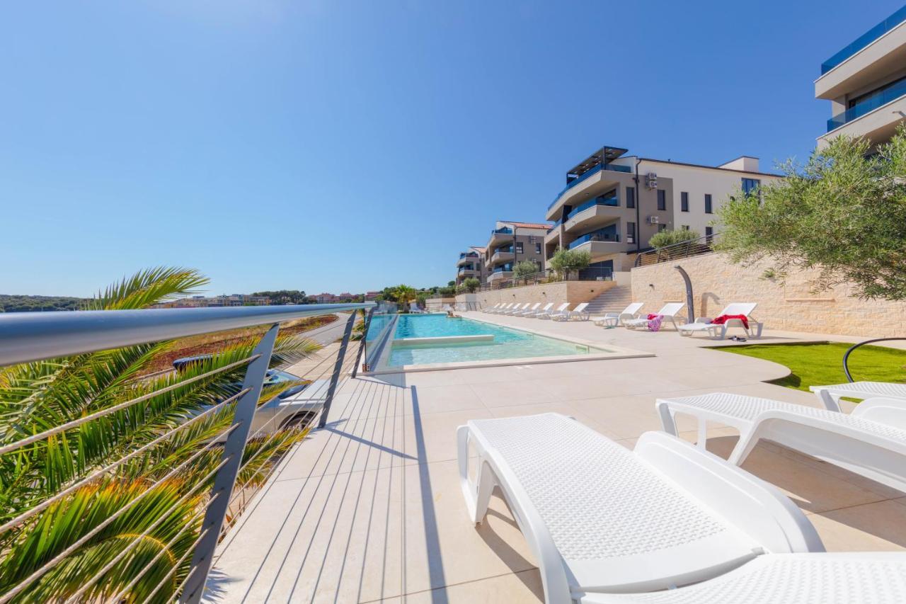 Apartman Oranz Banjole Exterior foto